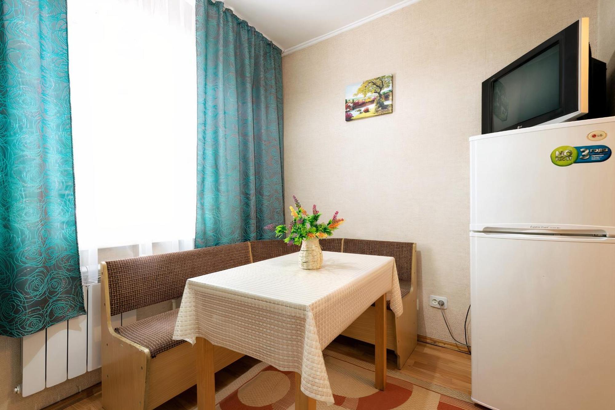 אלמטי Nadezhda Apartments On Zhibek Zholy Avenue 33 מראה חיצוני תמונה