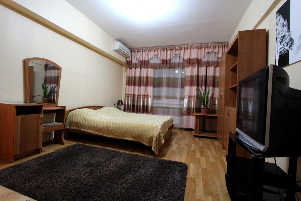 אלמטי Nadezhda Apartments On Zhibek Zholy Avenue 33 חדר תמונה